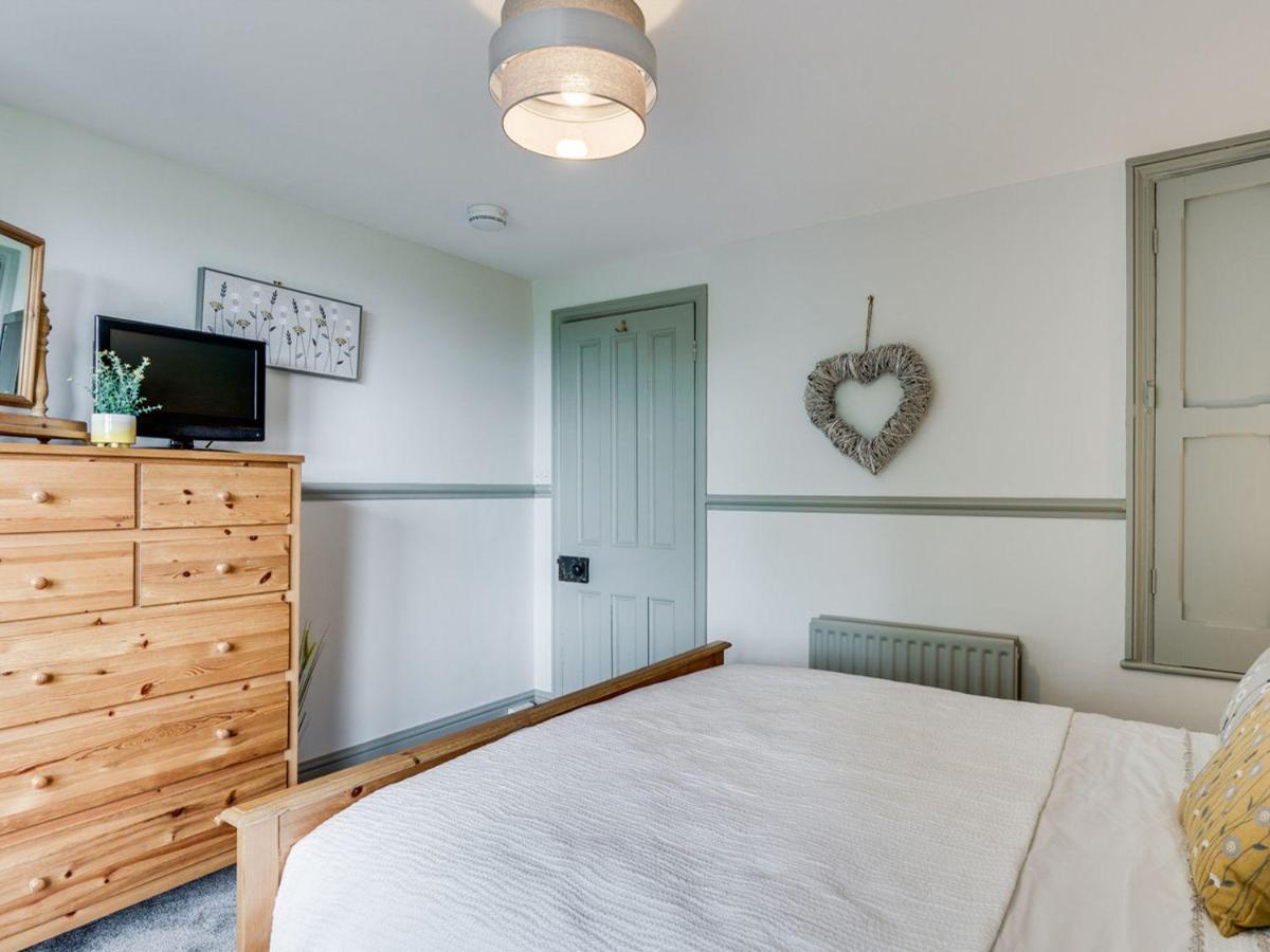 Gorgeous Cottage In Bowness Extérieur photo