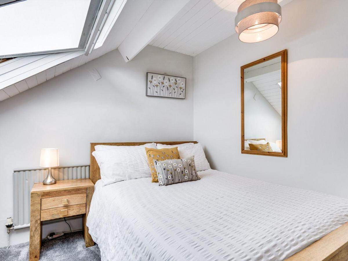 Gorgeous Cottage In Bowness Extérieur photo