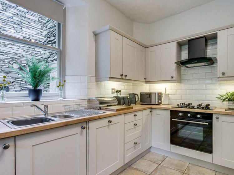 Gorgeous Cottage In Bowness Extérieur photo